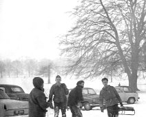 SLEDGING IN WOLLATON PARK c.1963 Appropriate number plate for the car on the left: 98 BRR