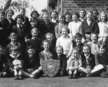 1958 ? Middleton Primary School Choir BACK 4: 1 Sheila Smith?, 2 Barbara Wooton ?, 3 dk girl, 4 Rosemary Whawell?, 5 Jaqualine Dean, 6. Hidden boy, 7 Danuta Paleolog (glasses), 8 Eleanor Hopewell, 9...