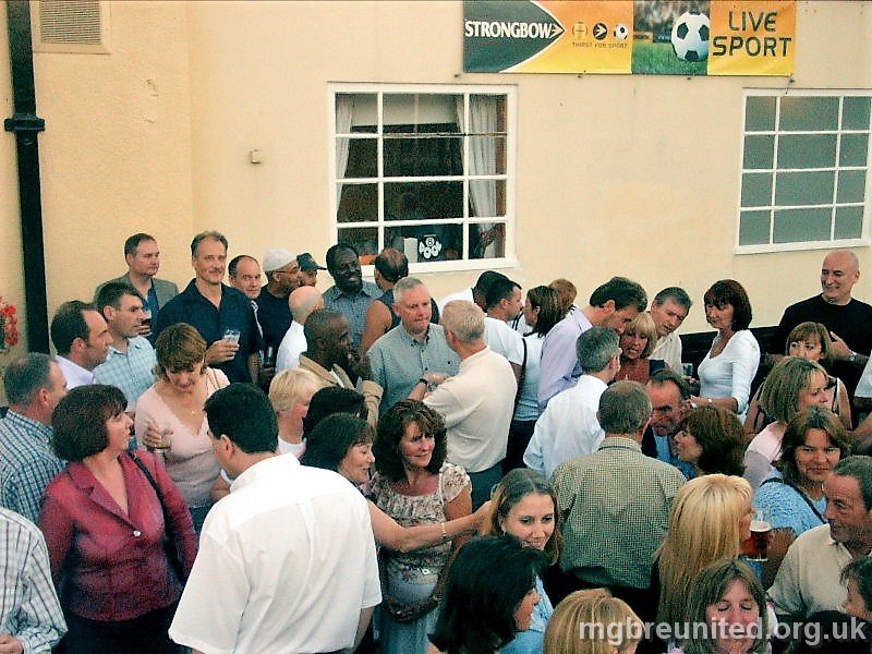 2003 07 Margaret Glen-Bott Reunion Group shot