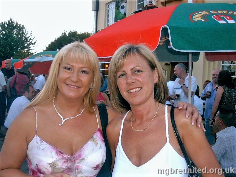 2003 07 Margaret Glen-Bott Reunion dk and Shirley Wright
